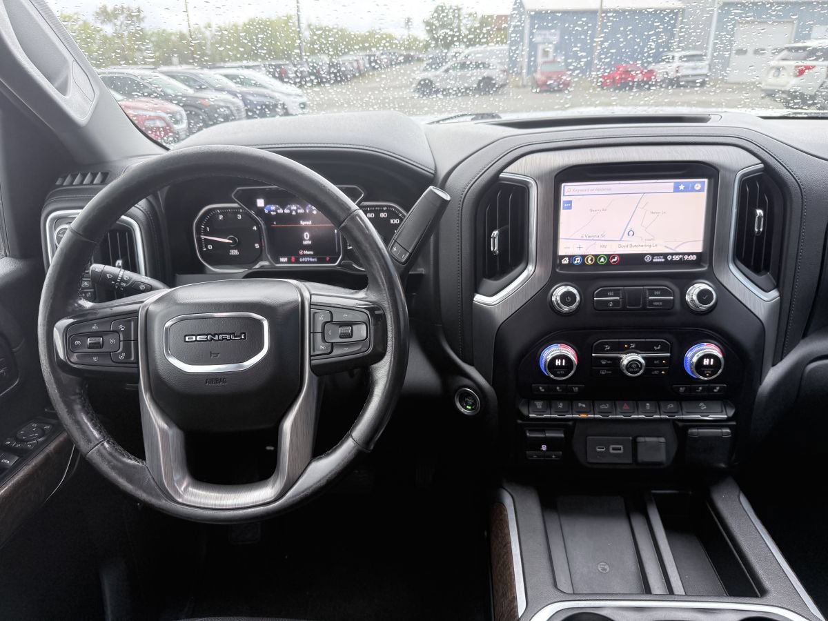 Used 2020 GMC Sierra 2500 Denali w/ Denali Ultimate Package AWD/4WD image 11