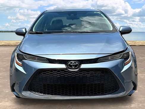 Used 2021 Toyota Corolla LE FWD image 2