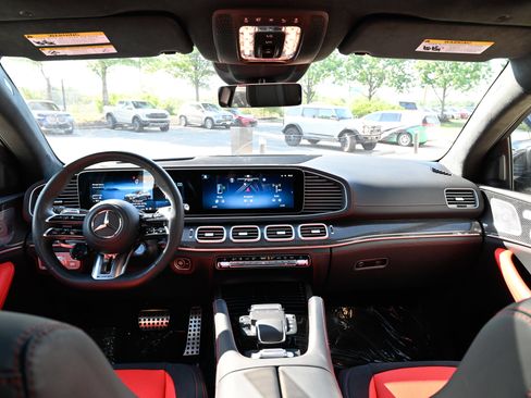 Used 2024 Mercedes-Benz GLE 63 AMG S image 37