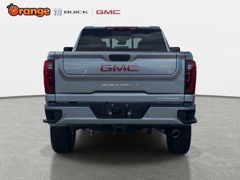 New 2026 GMC Sierra 2500 Denali w/ Denali Reserve Package AWD/4WD image 4