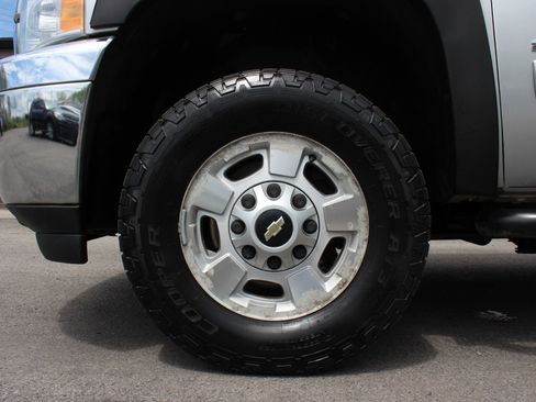 Used 2014 Chevrolet Silverado 2500 LT w/ Snow Plow Prep Package image 43