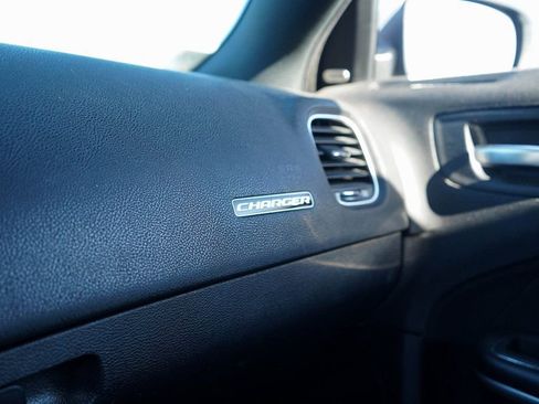 Used 2019 Dodge Charger GT image 12