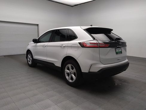 Used 2024 Ford Edge SE image 5
