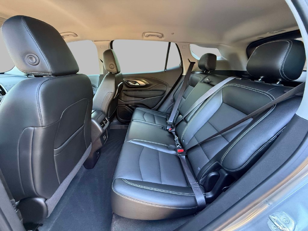 Used 2024 GMC Terrain SLT w/ LPO, Floor Liner Package AWD/4WD image 19