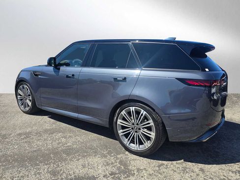 Used 2024 Land Rover Range Rover Sport Dynamic SE image 3