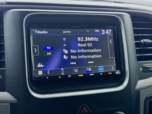 Used 2018 RAM 1500 Express w/ Express Value Package image 11