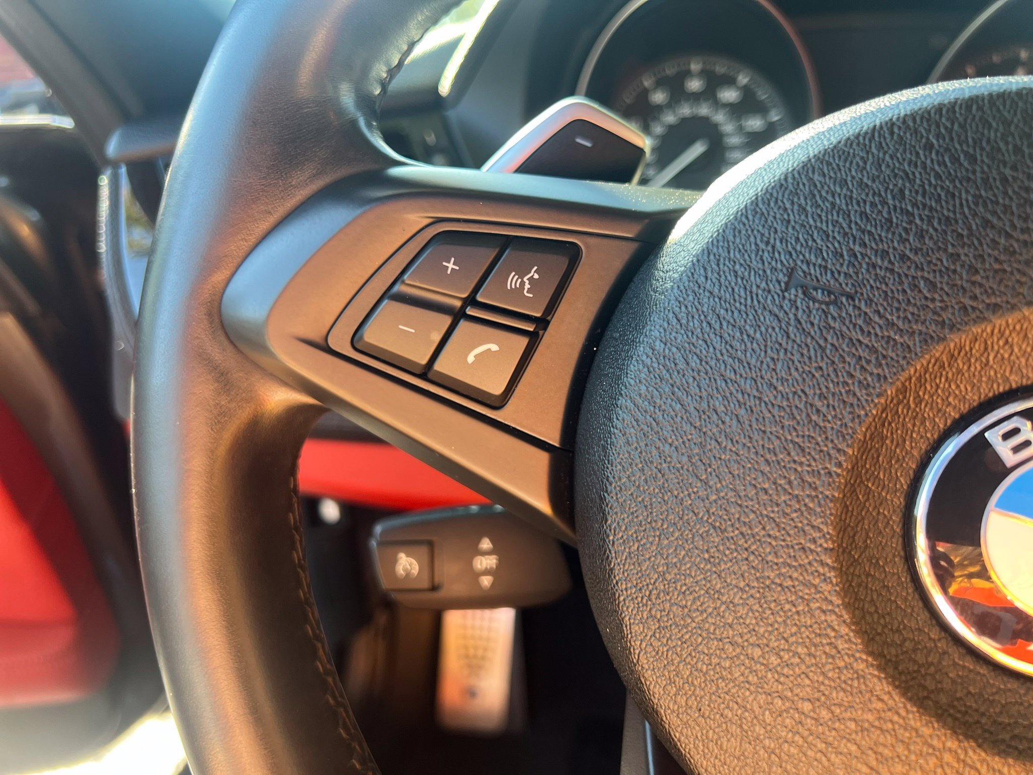 Used 2015 BMW Z4 sDrive35i RWD image 22