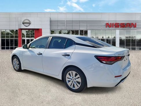 Certified 2025 Nissan Sentra S image 7