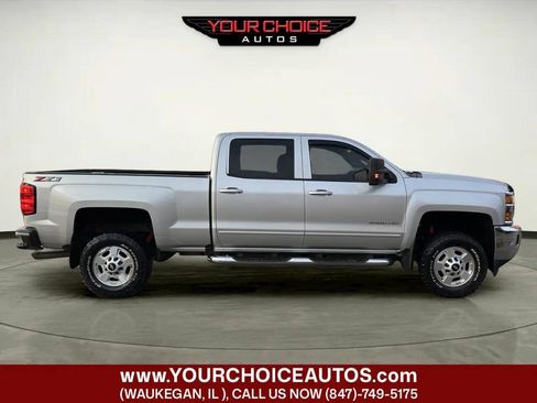 Used 2018 Chevrolet Silverado 2500 LT w/ All Star Edition AWD/4WD image 6