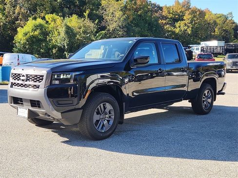 New 2026 Nissan Frontier SV w/ Tow Package image 2