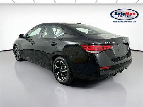 Used 2024 Nissan Sentra SV image 6