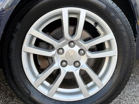 Used 2015 Chevrolet Sonic LT w/ Wheels and Fog Lamp Package FWD image 26