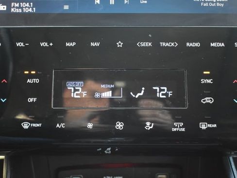 Used 2023 Hyundai Tucson Limited AWD/4WD image 32