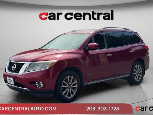 Used 2014 Nissan Pathfinder SV AWD/4WD image 1