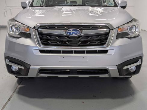 Used 2017 Subaru Forester 2.5i Touring AWD/4WD image 2