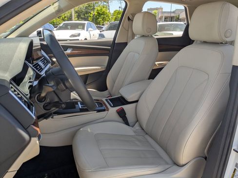 Used 2022 Audi Q5 2.0T Premium Plus w/ Premium Plus Package AWD/4WD image 4