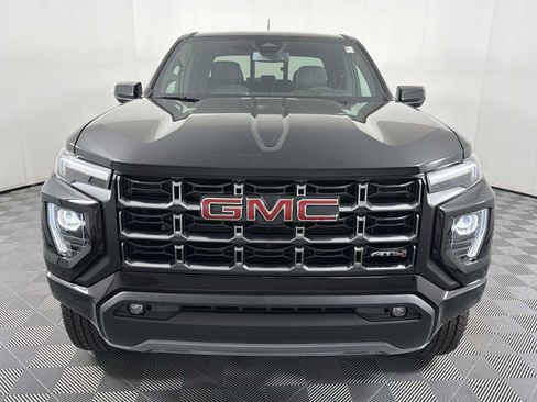 New 2026 GMC Canyon AT4 w/ AT4 Premium Package image 4