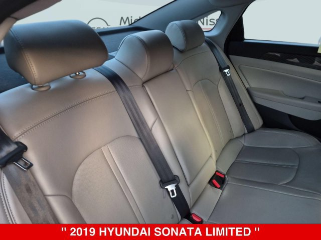 Used 2019 Hyundai Sonata Limited FWD image 34