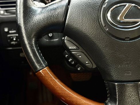 Used 2003 Lexus SC 430 Convertible RWD image 16