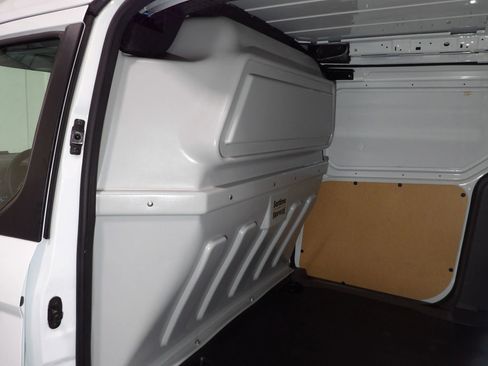Used 2019 Ford Transit Connect XL image 11