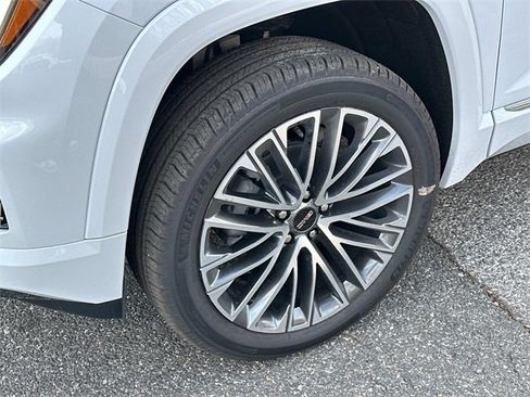 New 2026 GMC Terrain Denali w/ LPO, Floor Liner Package image 7