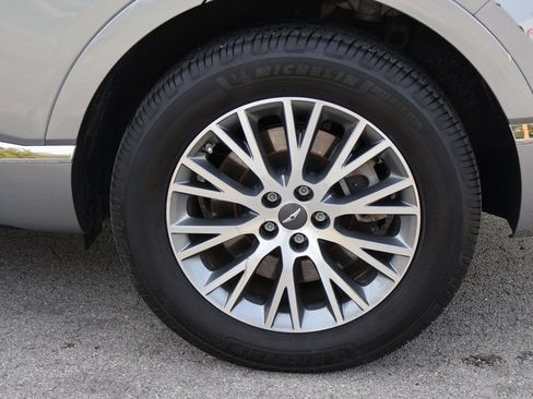 Used 2024 Genesis GV80 2.5T image 23