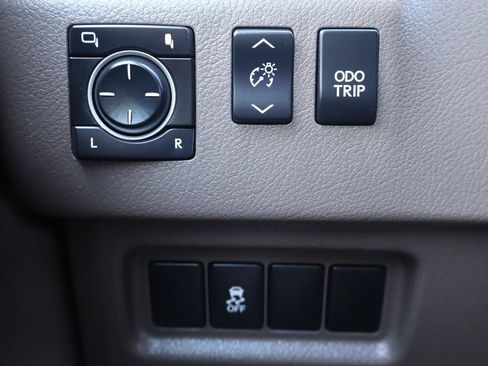 Used 2010 Lexus GX 460 AWD/4WD image 32