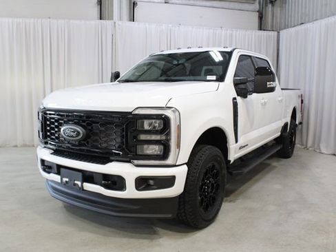 New 2026 Ford F250 Lariat w/ Black Appearance Package AWD/4WD image 36