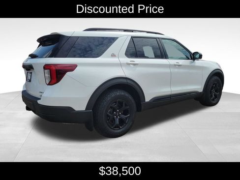 Used 2023 Ford Explorer Timberline w/ Timberline Technology Package AWD/4WD image 3
