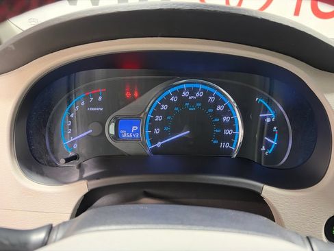 Used 2011 Toyota Sienna XLE w/ XLE Navigation Pkg FWD image 28