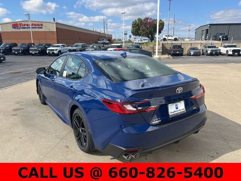 New 2026 Toyota Camry SE image 7