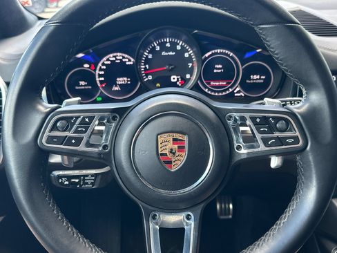 Used 2019 Porsche Cayenne Turbo AWD/4WD image 22