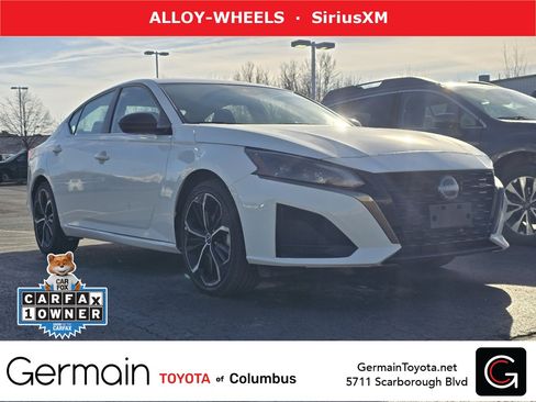 Used 2024 Nissan Altima 2.5 SR image 1