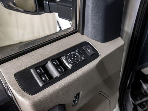 Used 2022 Ford F250 XLT w/ XLT Value Package image 34