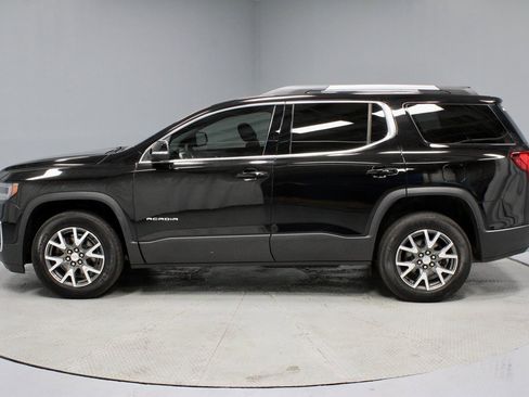 Used 2023 GMC Acadia SLE w/ Driver Convenience Package image 8