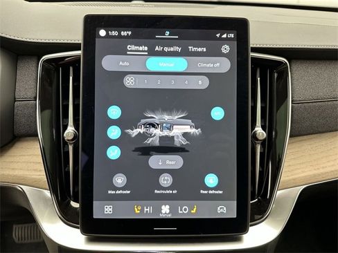 Used 2025 Volvo XC90 B6 Plus w/ Protection Package Premier image 19