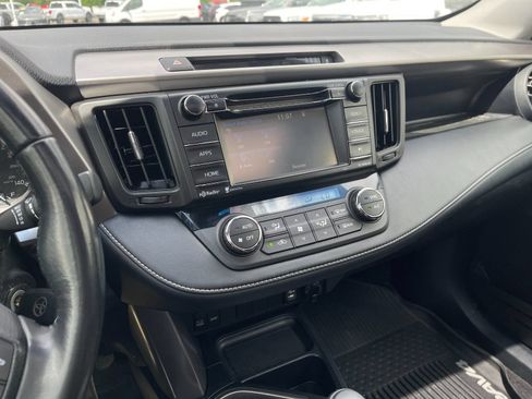 Used 2017 Toyota RAV4 XLE w/ All Weather Liner Package FWD image 21
