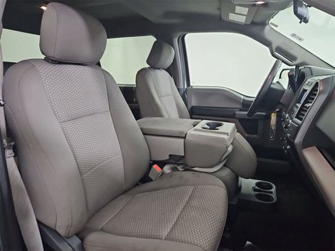 Used 2018 Ford F150 XLT image 21