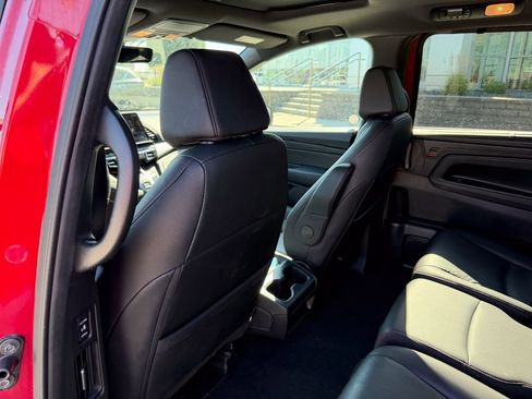 Used 2025 Honda Odyssey Sport-L image 13