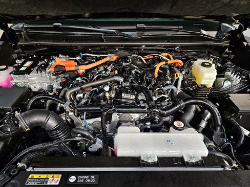 Used 2025 Toyota 4Runner TRD Off-Road image 19