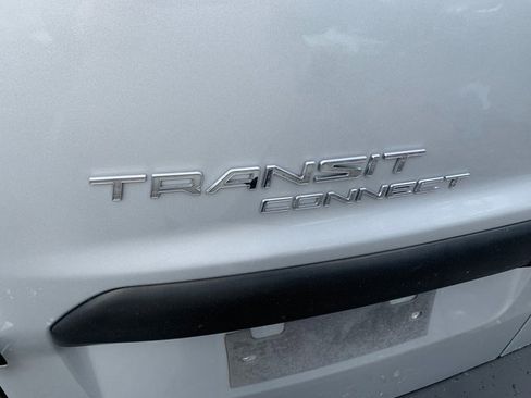 Used 2019 Ford Transit Connect XL image 18