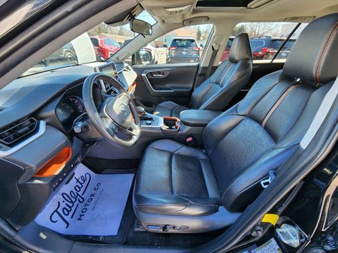 Used 2019 Toyota RAV4 Adventure w/ Cold Weather Package AWD/4WD image 14