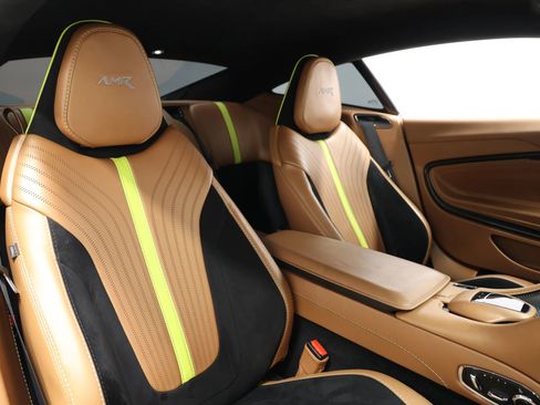 Used 2020 Aston Martin DB11 AMR image 68