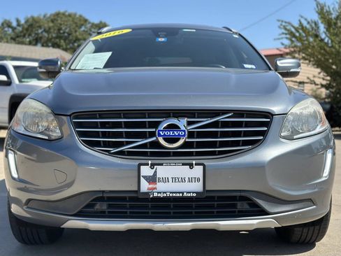 Used 2016 Volvo XC60 T5 Premier w/ Proximity Package FWD image 3