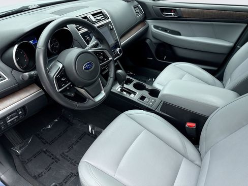 Used 2018 Subaru Outback 3.6R Limited image 10