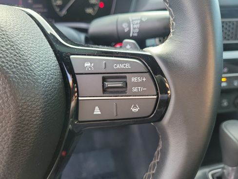 Used 2025 Honda Civic Sport image 19