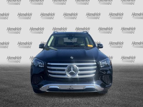 Certified 2025 Mercedes-Benz GLS 450 4MATIC image 3