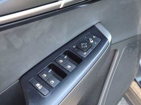 New 2025 Kia EV6 Light RWD image 15