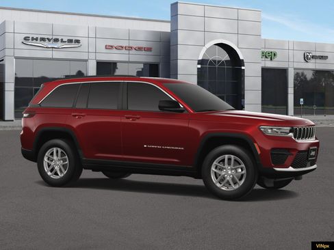 New 2025 Jeep Grand Cherokee Laredo X w/ Luxury Tech Group I image 10