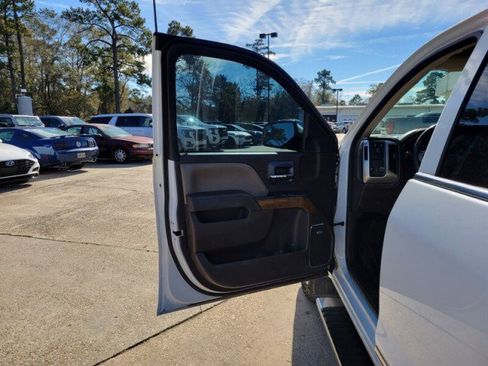 Used 2016 GMC Sierra 1500 SLT w/ SLT Premium Package image 10